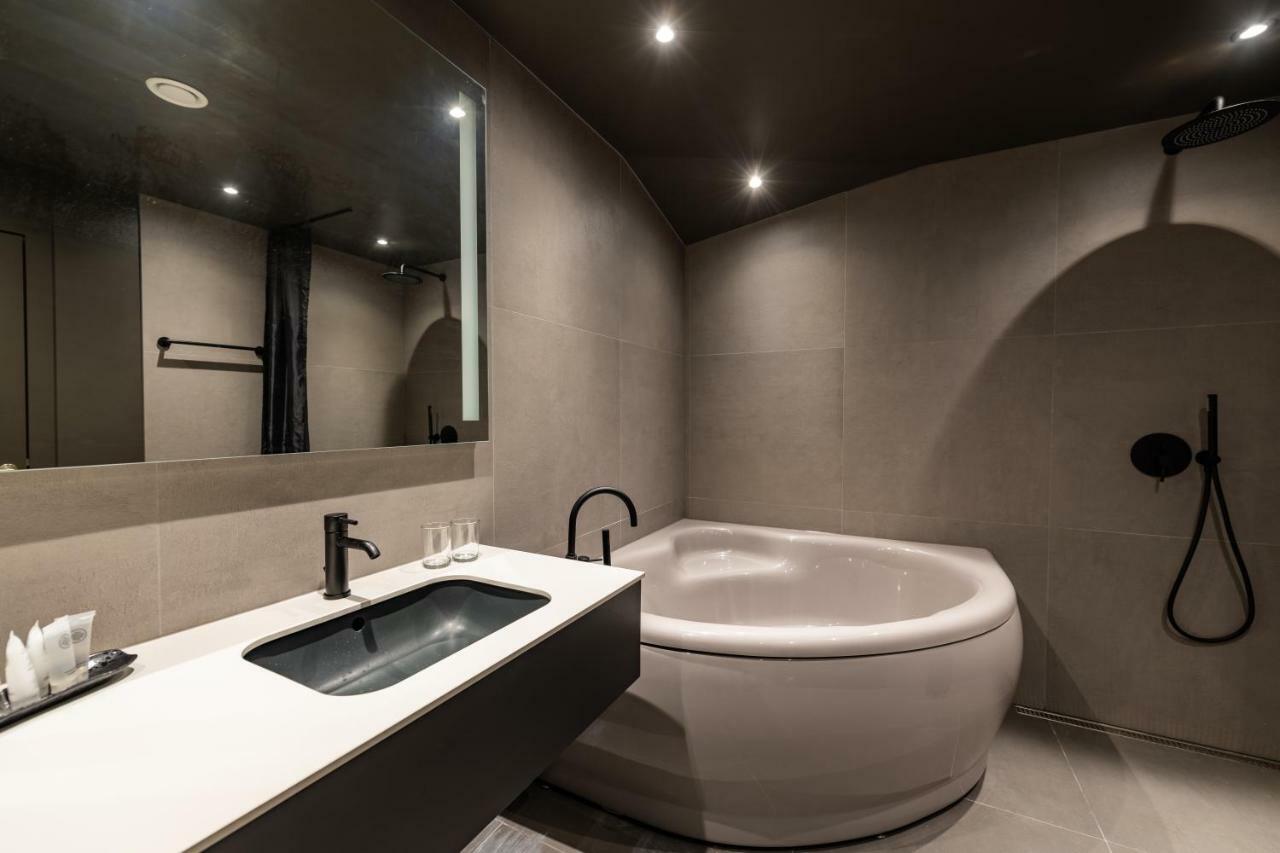 Maestro Design Hotel Liepāja Extérieur photo